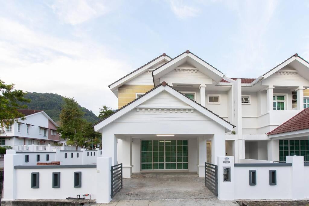 Penang Swimming Pool Bbq Ktv Holiday home
